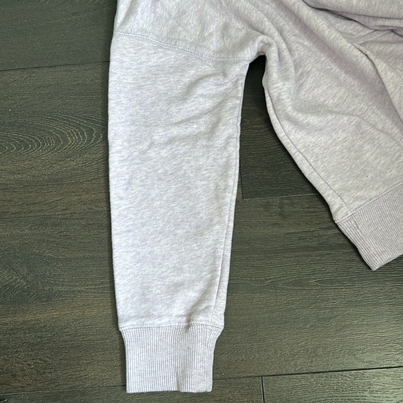 ROOTS HOODIE, SIZE LARGE. - Picture 4 of 6